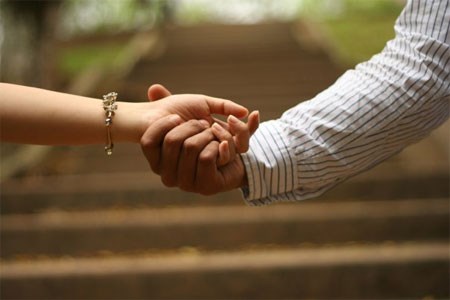 Vợ ơi sao em rũ bỏ gia đình để chạy theo con sếp? - 1