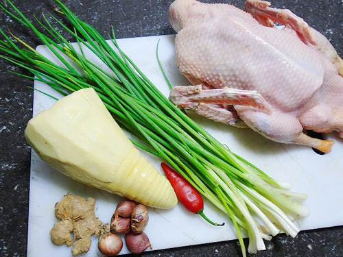 Bữa sáng thơm ngon với bún măng vịt - 1