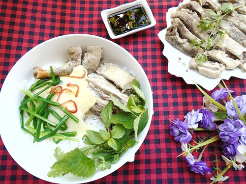 Bữa sáng thơm ngon với bún măng vịt - 7