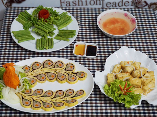 Bữa cơm hấp dẫn hơn nhờ trang trí món ăn - 1