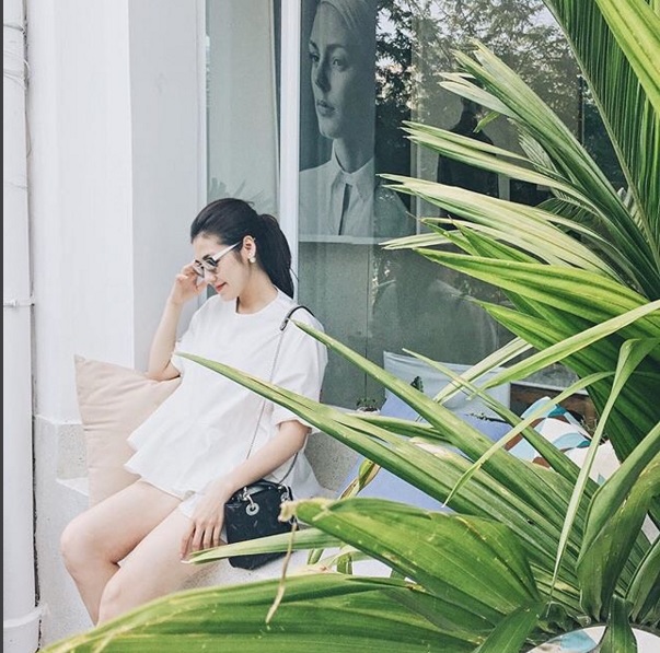 Sự thật bất ngờ khi bóc giá váy của Á hậu Tú Anh - 6