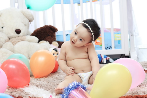 Con gái Trang Nhung cực hóm hỉnh đón sinh nhật đầu tiên - 3