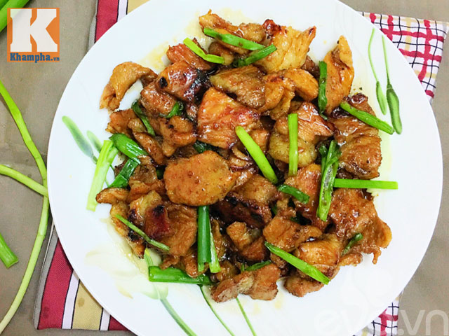 Thịt heo cháy cạnh xào chua ngọt ngon cơm - 8