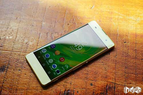 Mê mẩn với Sony Xperia XA màu vàng chanh - 4