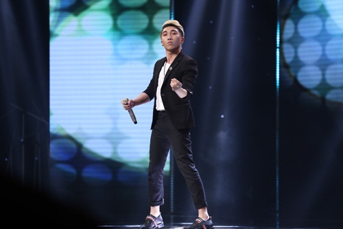 Chàng quot;quét rácquot; giống Bi Rain gây sốt xình xịch ở X-Factor - 12