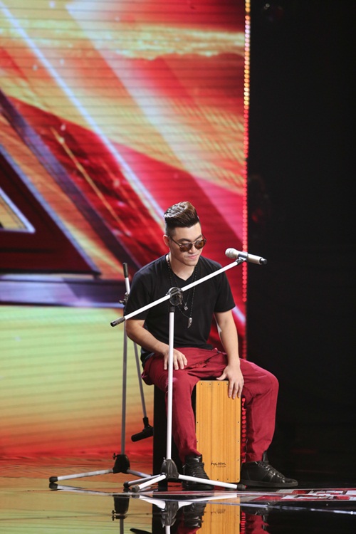 Chàng quot;quét rácquot; giống Bi Rain gây sốt xình xịch ở X-Factor - 4