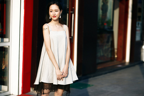 Váy đầm thanh tao của hot girl Hà Nội đẹp như thiên thần - 11