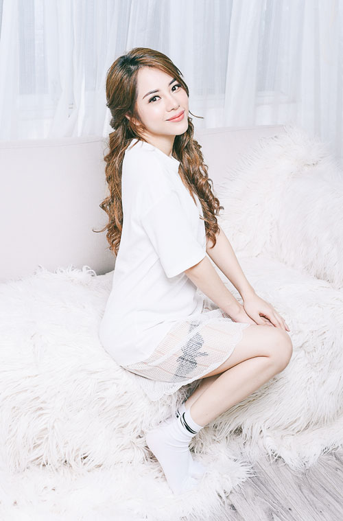 MC Bạch Lan Phương quyến rũ trong loạt ảnh mới - 4