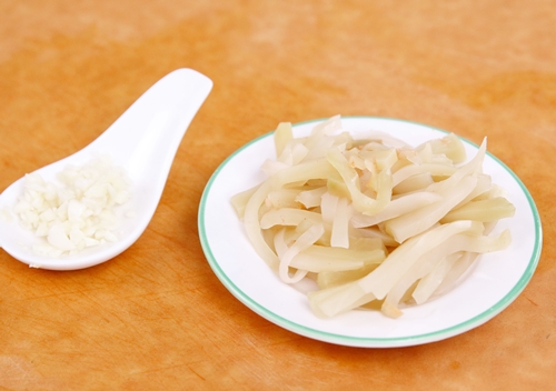 Bữa sáng ngon miệng với miến nấu thịt băm - 3