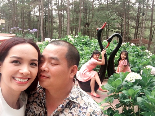 Những chuyến du lịch sang chảnh ‘phát thèm’ của con sao Việt - 10