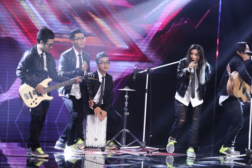 Chàng trai bị bệnh do bạo hành gây xúc động tại X-Factor - 14