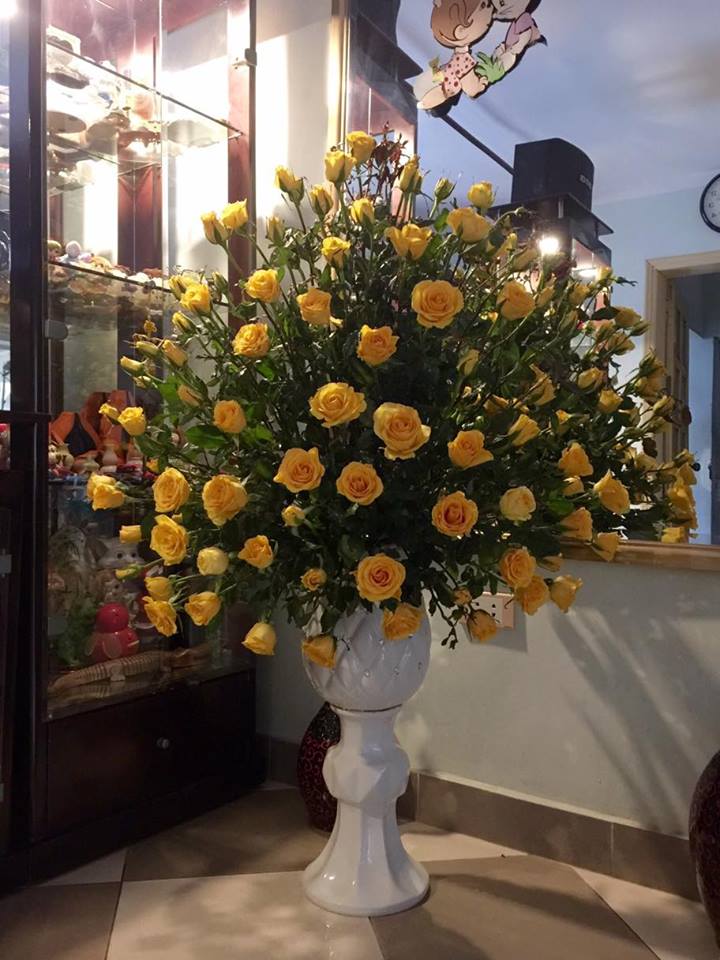 Những bình hồng trăm bông quot;nhìn là yêuquot; của mẹ U40 - 11