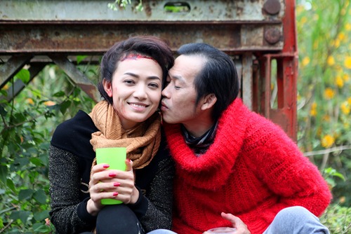 Hoài Linh hôn Tinna Tình đầy ngọt ngào trong quot;Mặt nạ máuquot; - 9