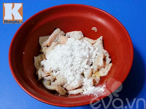Da gà xóc muối ớt, lạ miệng mà ngon - 4