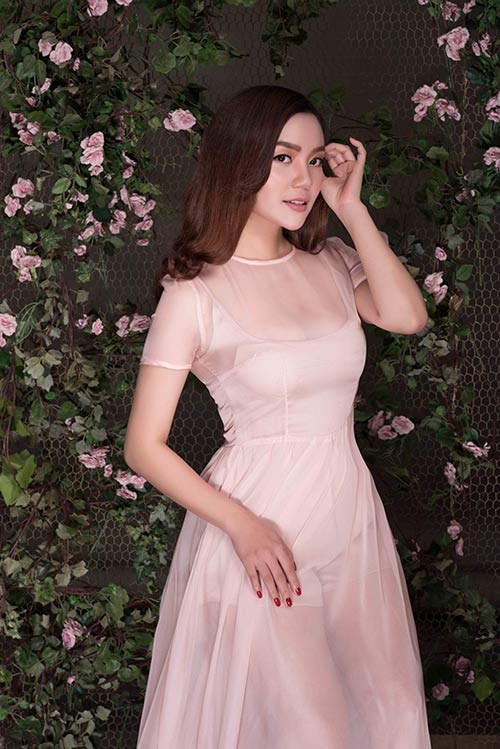 Ngọc Anh ngày càng quot;lẳngquot;, quot;đàn bàquot; hơn sau 11 năm đi hát - 6