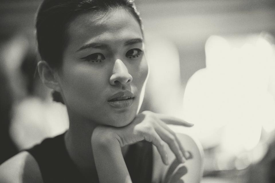 Chuyên gia tiết lộ hậu trường make up tuần lễ VN Quốc tế - 20