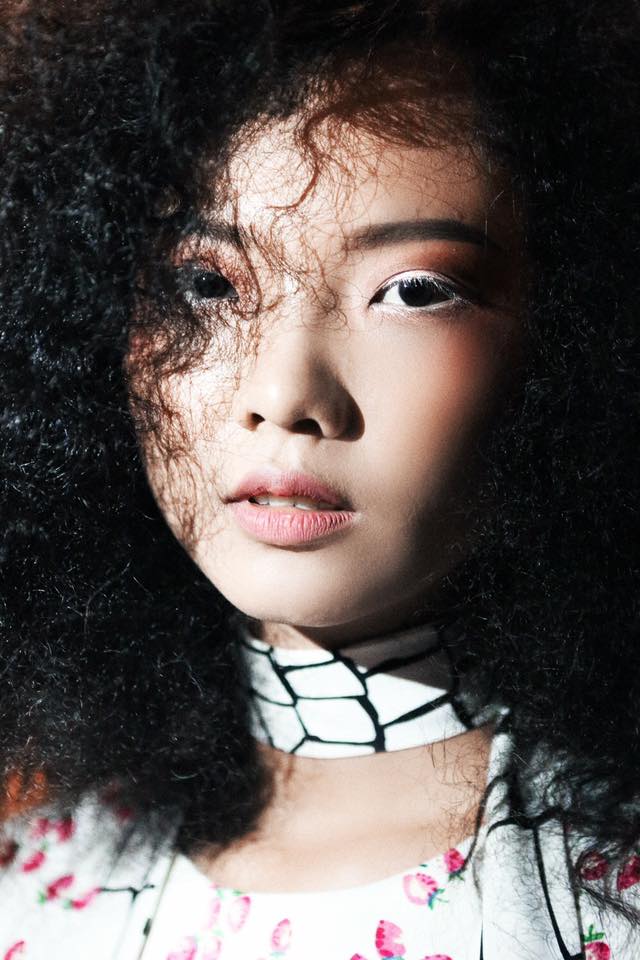 Chuyên gia tiết lộ hậu trường make up tuần lễ VN Quốc tế - 3