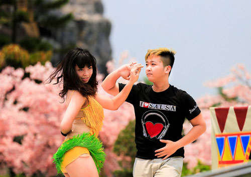 30/4 đến Latino Festival ăn thịt nướng, nhảy samba - 5