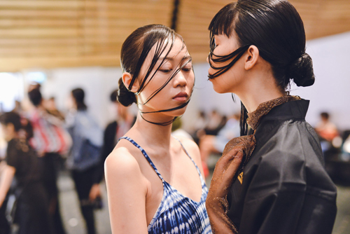 6 xu hướng make up ấn tượng của mùa xuân hè 2016 - 15