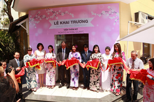 Mỗi ngày đều thanh xuân với ROHTO AOHAL CLINIC amp; SPA - 1