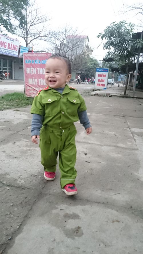 Vũ Nhật Minh - AD27760 - Chàng công an tí hon - 1