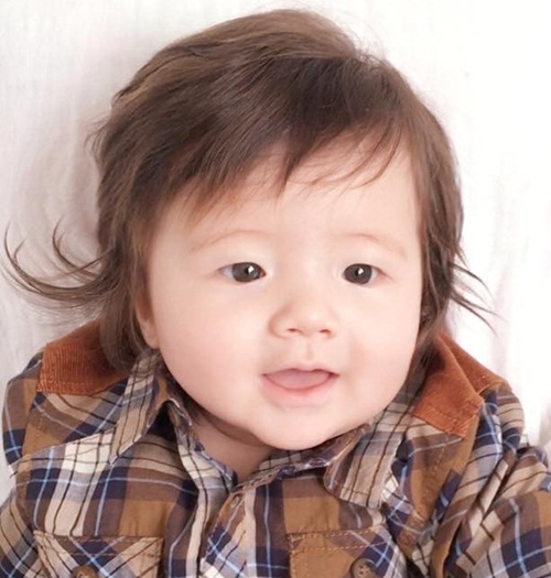 #039;Chao đảo#039; với nụ cười thiên thần của quý tử nhà Elly Trần - 2