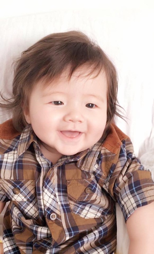 #039;Chao đảo#039; với nụ cười thiên thần của quý tử nhà Elly Trần - 3