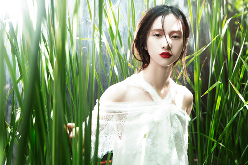 Váy ren trong suốt dành cho nàng yêu mùa hè - 5