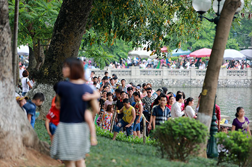 Công viên Thủ Lệ quot;nêmquot; chặt người ngày nghỉ lễ - 8