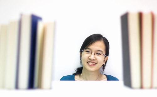 Dịch giả Uông Xuân Vy: Bỏ Singapore về Việt Nam làm giám đốc - 3