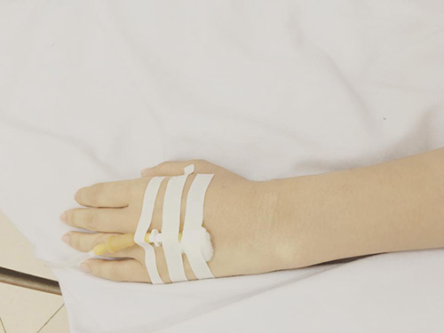 Phạm Hương bị đau dạ dày tái phát trong những ngày lễ - 2