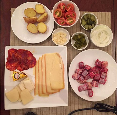 Thực đơn ‘ở cữ’ giảm cân vẫn nhiều sữa của mỹ nhân Việt - 3