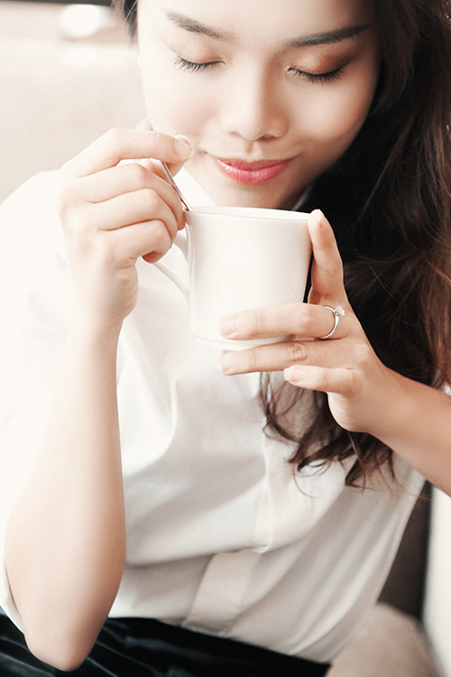 Bí quyết quot;lột xácquot; vịt bầu thành thiên nga của BTV làm đẹp - 4