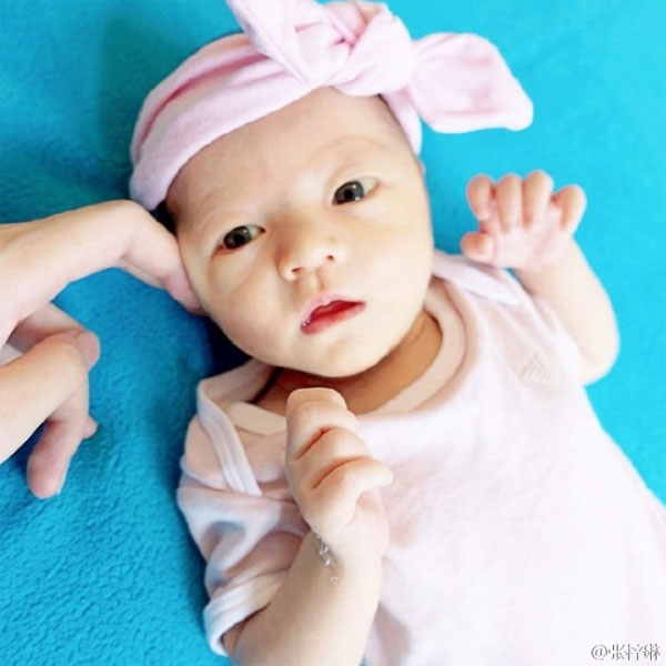 Con gái HH Trương Tử Lâm đáng yêu như thiên thần - 3