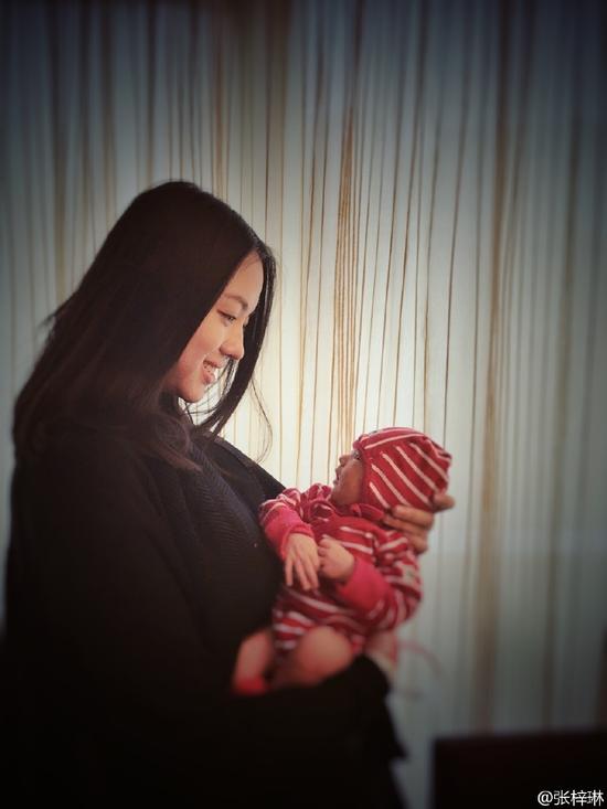 Con gái HH Trương Tử Lâm đáng yêu như thiên thần - 5