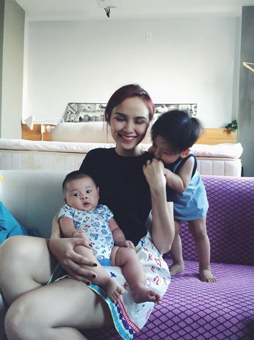 Sự thật việc HH Diễm Hương sinh con lần 2 - 1