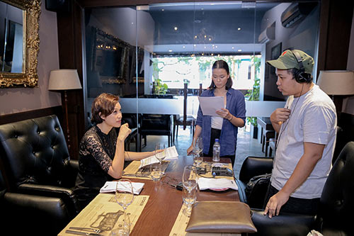 Phương Mai làm MC cho kênh truyền hình quốc tế sau sự cố quot;hở bạoquot; - 8