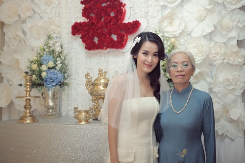 Kim Hiền và dàn sao Việt xúc động trong Ngày của Mẹ - 13