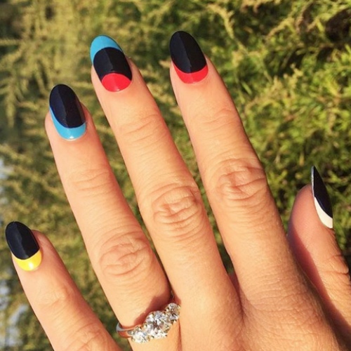 5 mẫu nail bạn nên thử trong mùa hè - 2
