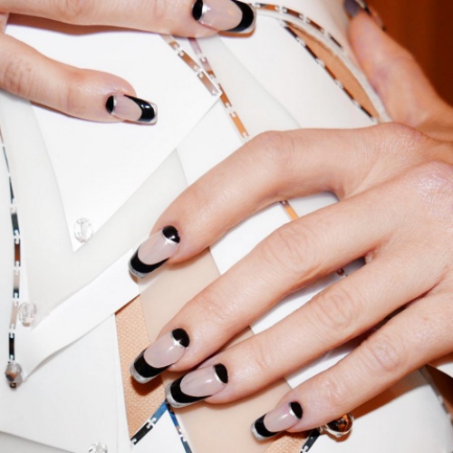 5 mẫu nail bạn nên thử trong mùa hè - 5