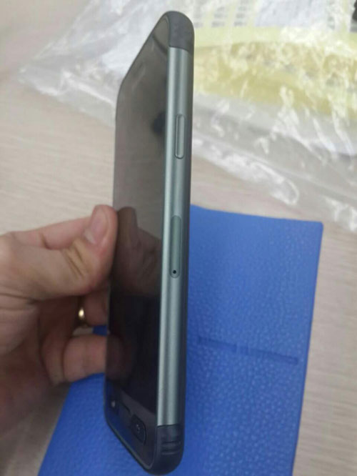 Smartphone siêu bền Galaxy S7 Active rò rỉ tại Việt Nam - 2