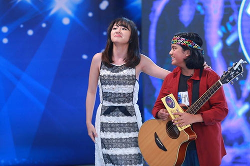 Cậu bé lai Việt - Sing khiến GK Vietnam Idol Kids quot;choángquot; vì hát quá hay - 2