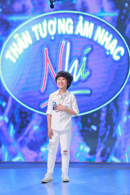 Cậu bé lai Việt - Sing khiến GK Vietnam Idol Kids quot;choángquot; vì hát quá hay - 3