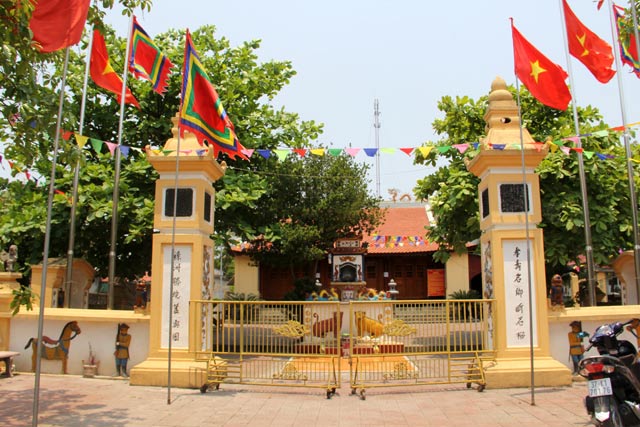 Độc đáo nghĩa trang thờ 100 con cá voi ở Nghệ An - 1