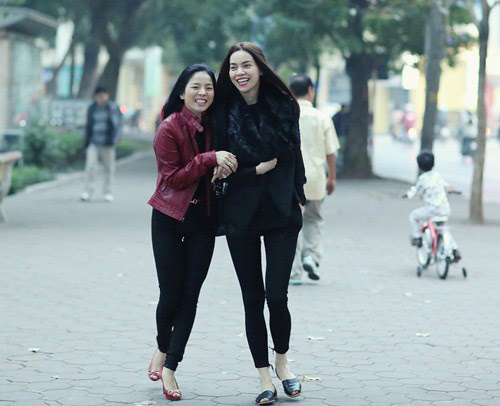 Hà Hồ và 2 mối quan hệ ồn ào nhất showbiz hiện nay - 1