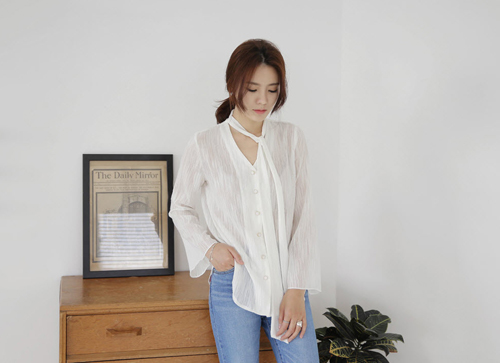Nữ công sở sẽ hối tiếc nếu bỏ qua 2 kiểu áo sơ mi này! - 14