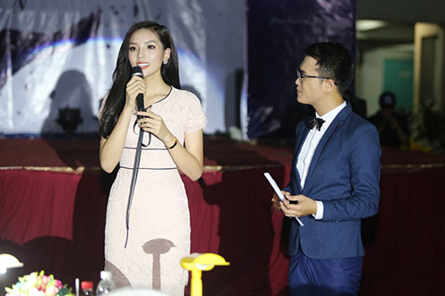 Hoa hậu Kỳ Duyên đẹp tươi tắn, vượt qua ồn ào - 7