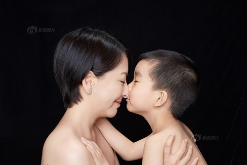 “Tan chảy” với bộ ảnh tuyệt đẹp về nụ hôn của mẹ và con - 15