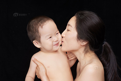“Tan chảy” với bộ ảnh tuyệt đẹp về nụ hôn của mẹ và con - 8