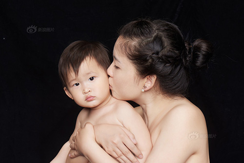 “Tan chảy” với bộ ảnh tuyệt đẹp về nụ hôn của mẹ và con - 12